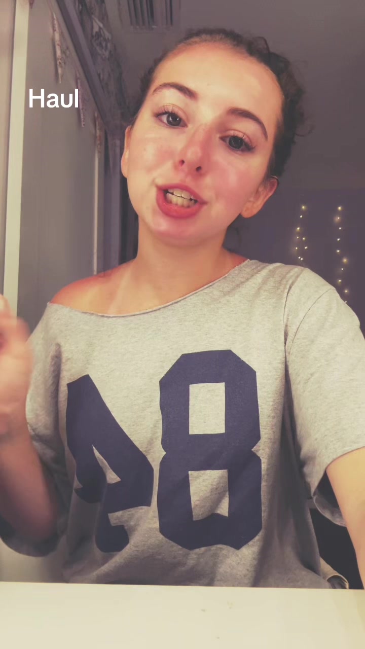 @Shoppingaddict