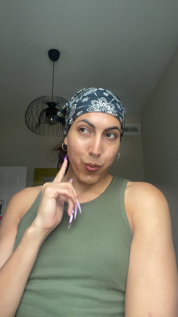 @miya.villalobos
