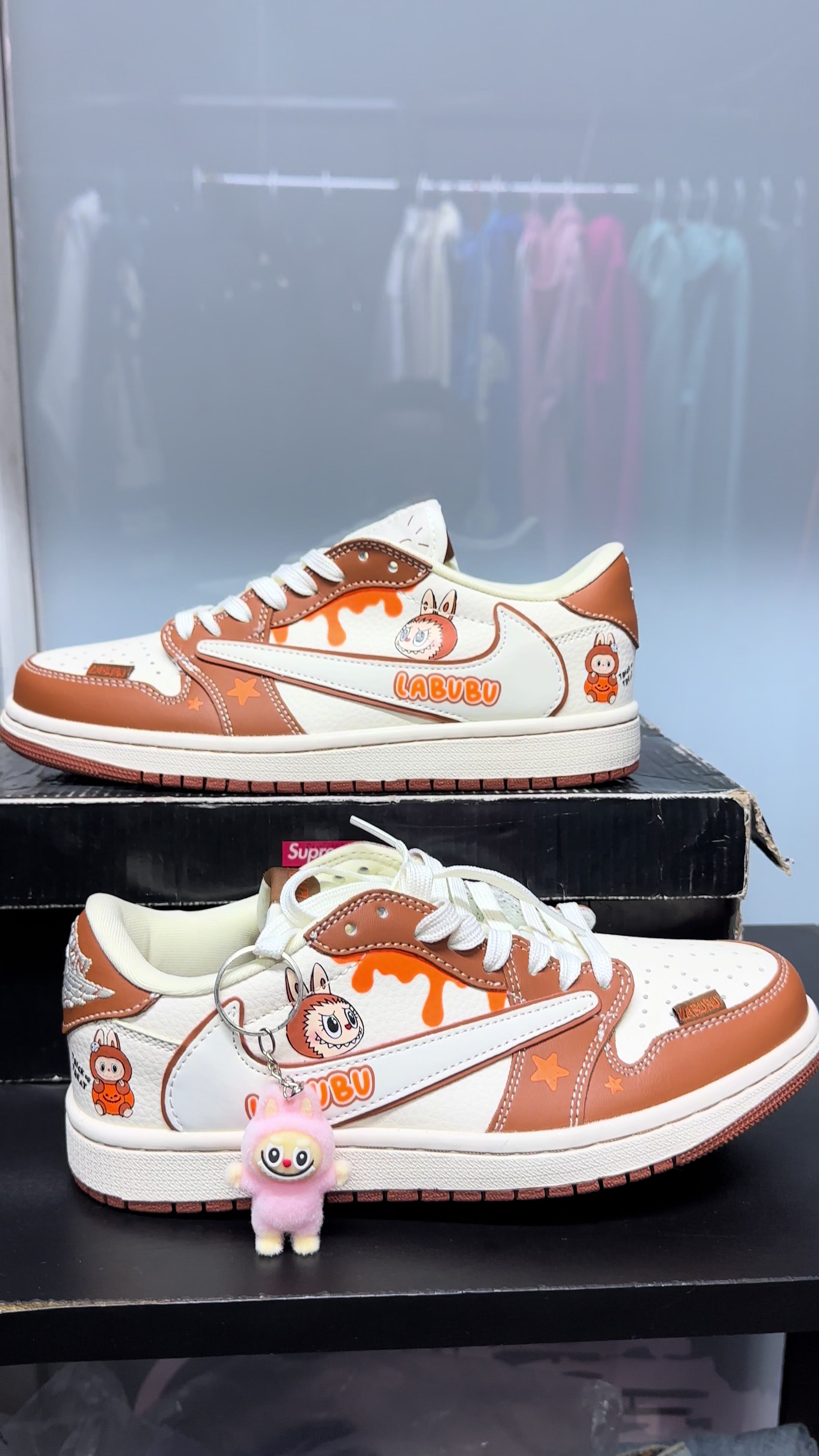 @kicks_by_razzy