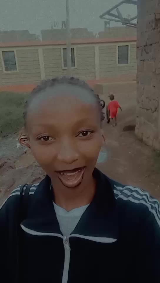 @🥰 Wangechi