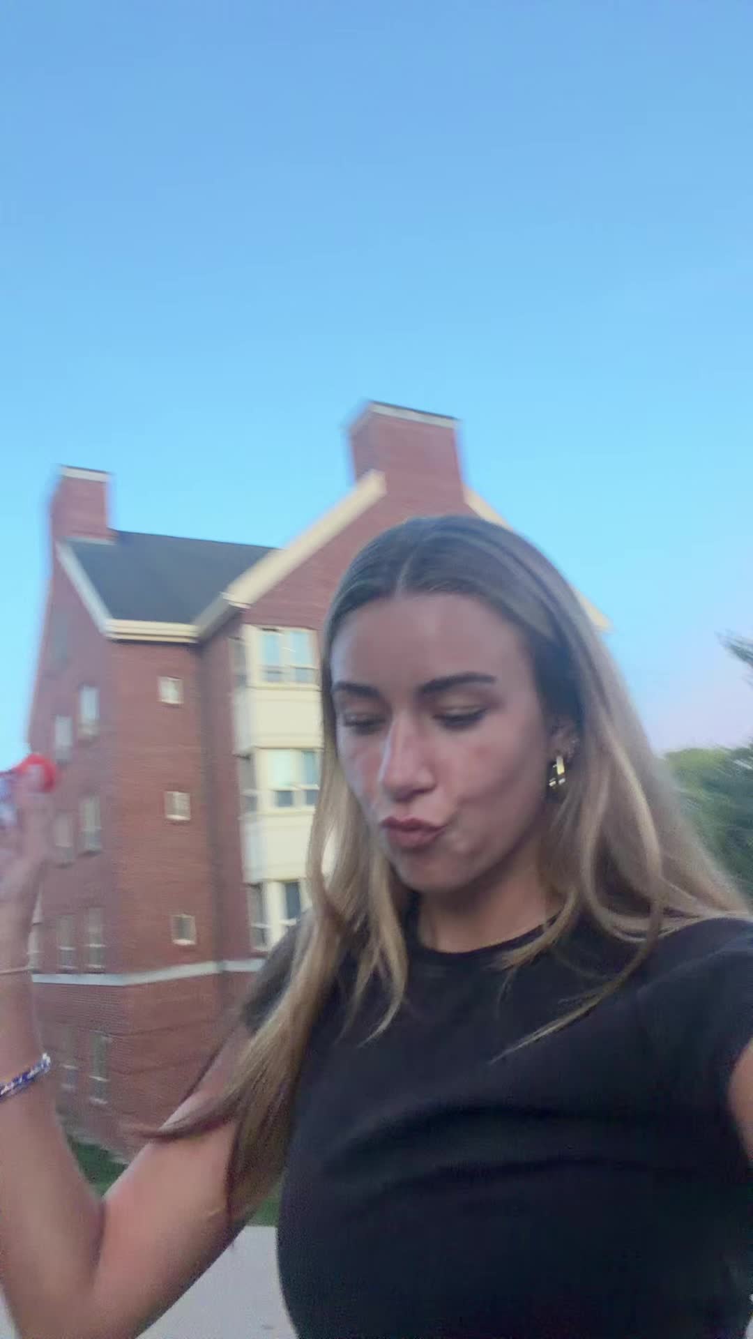 @av