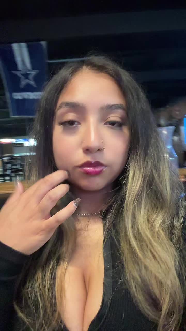 @raaaelene