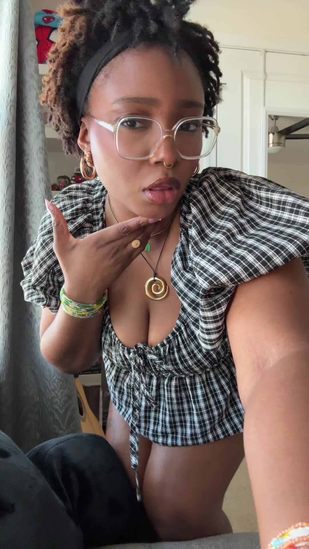 @xo.c8milla