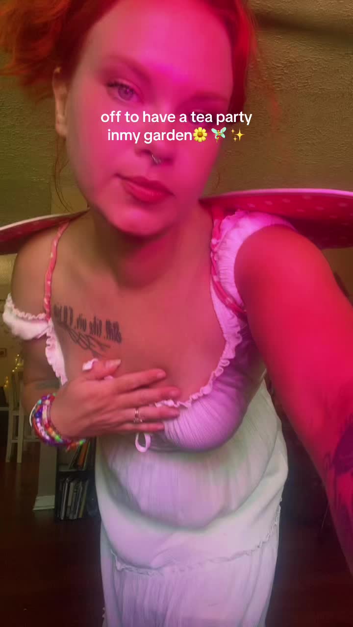 @luckyladylawless🏳️&zwj;🌈✨🌙