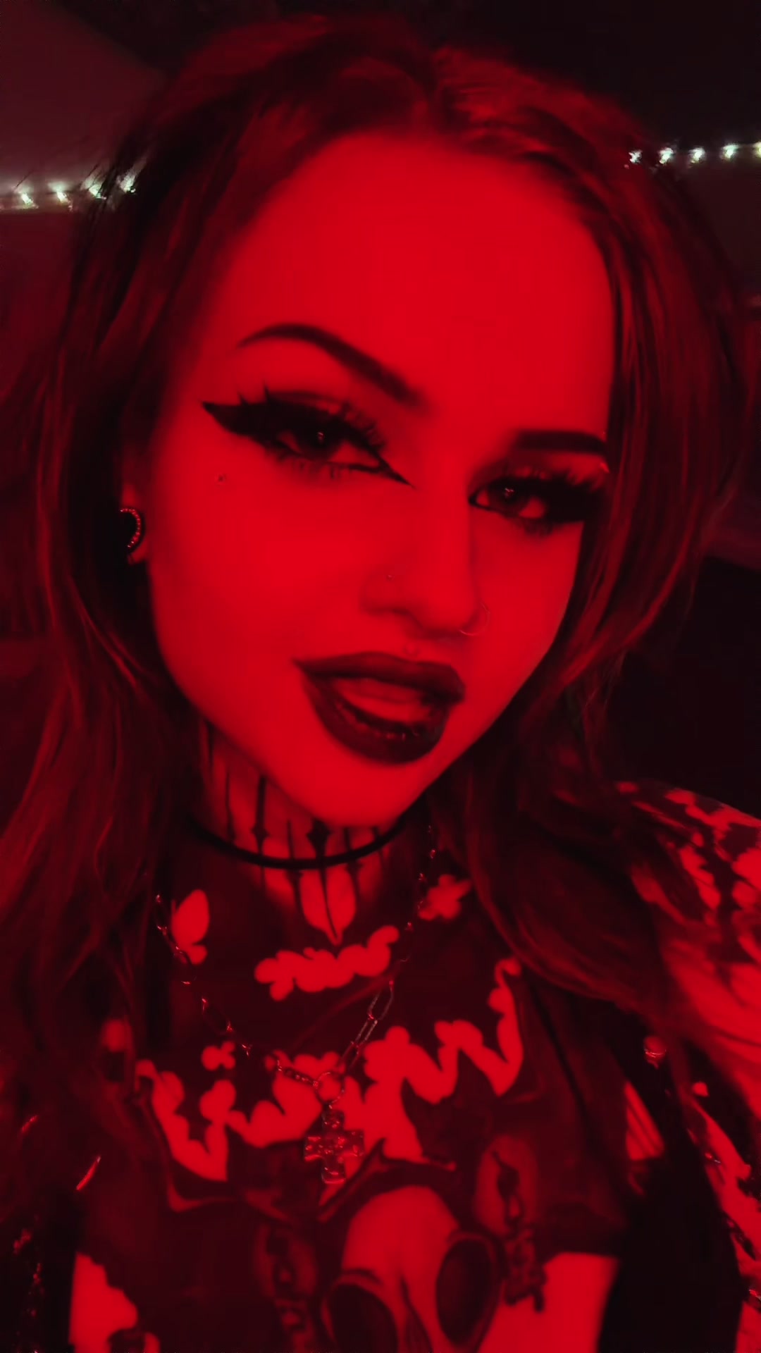 @˚ ♱ 𝔰𝔢𝔯𝔞𝔰 ♱˚