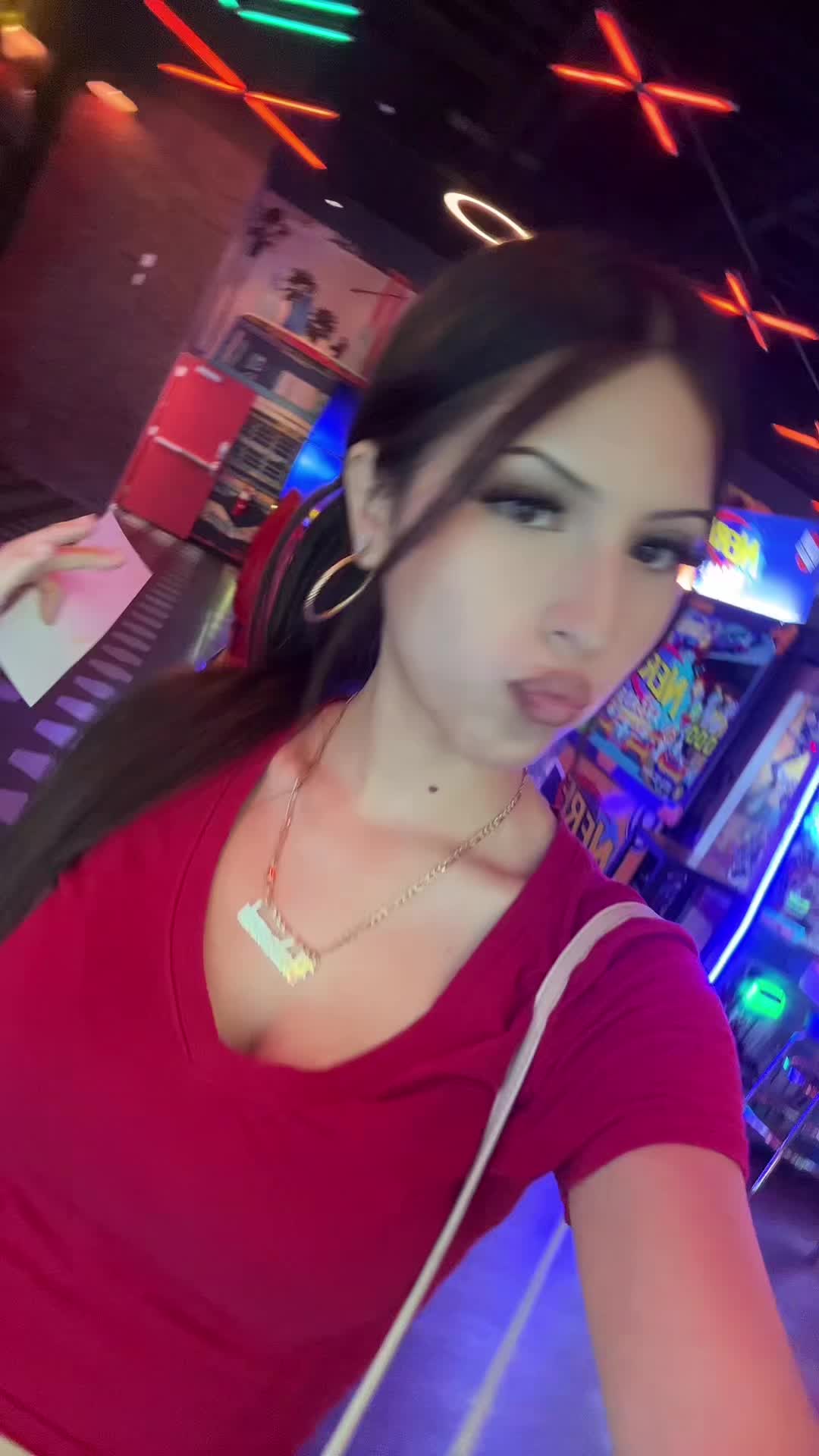 @♛
