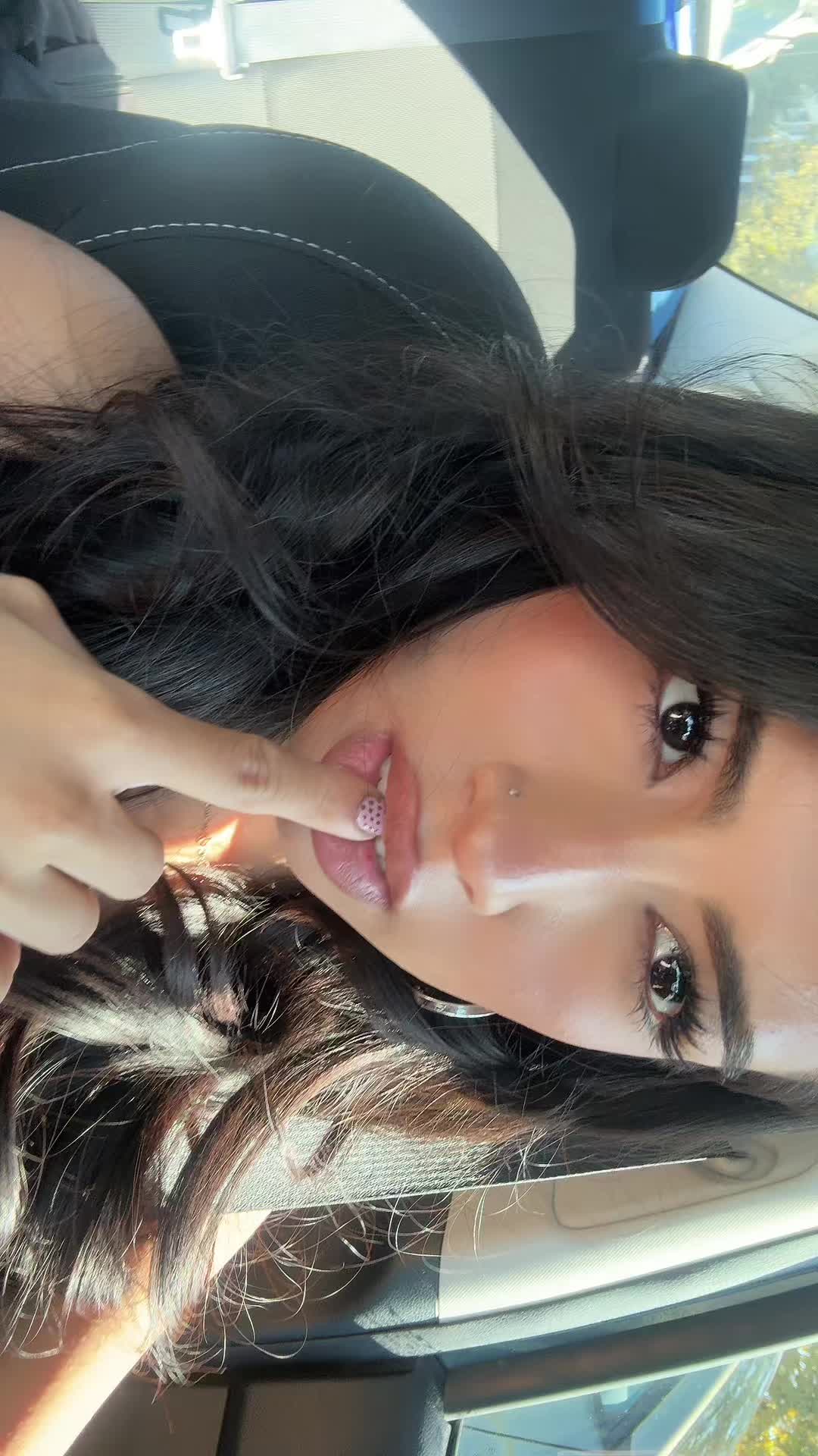 @sophieavril