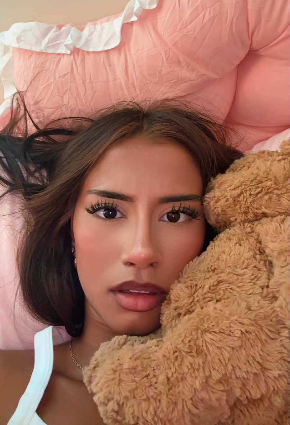 @noraisasillygal