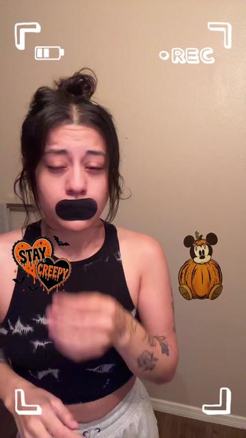 @Lizzy⛓️🧿🧸🖤