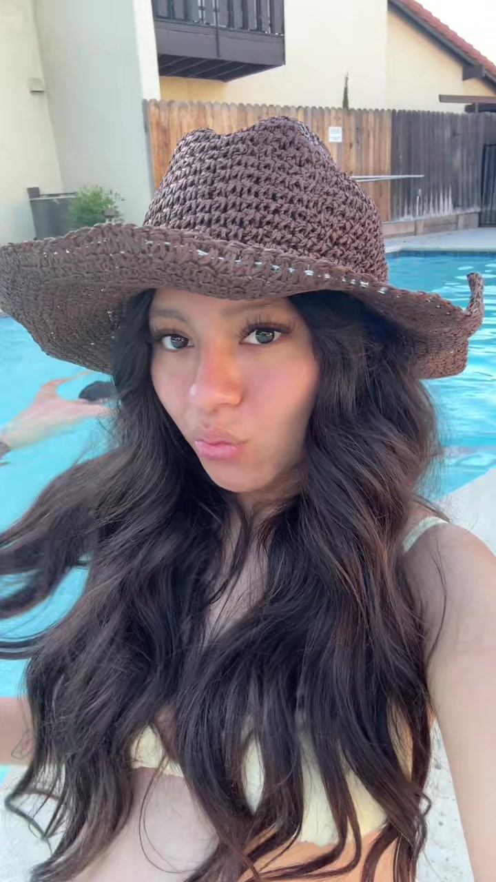 @yadiraparraa