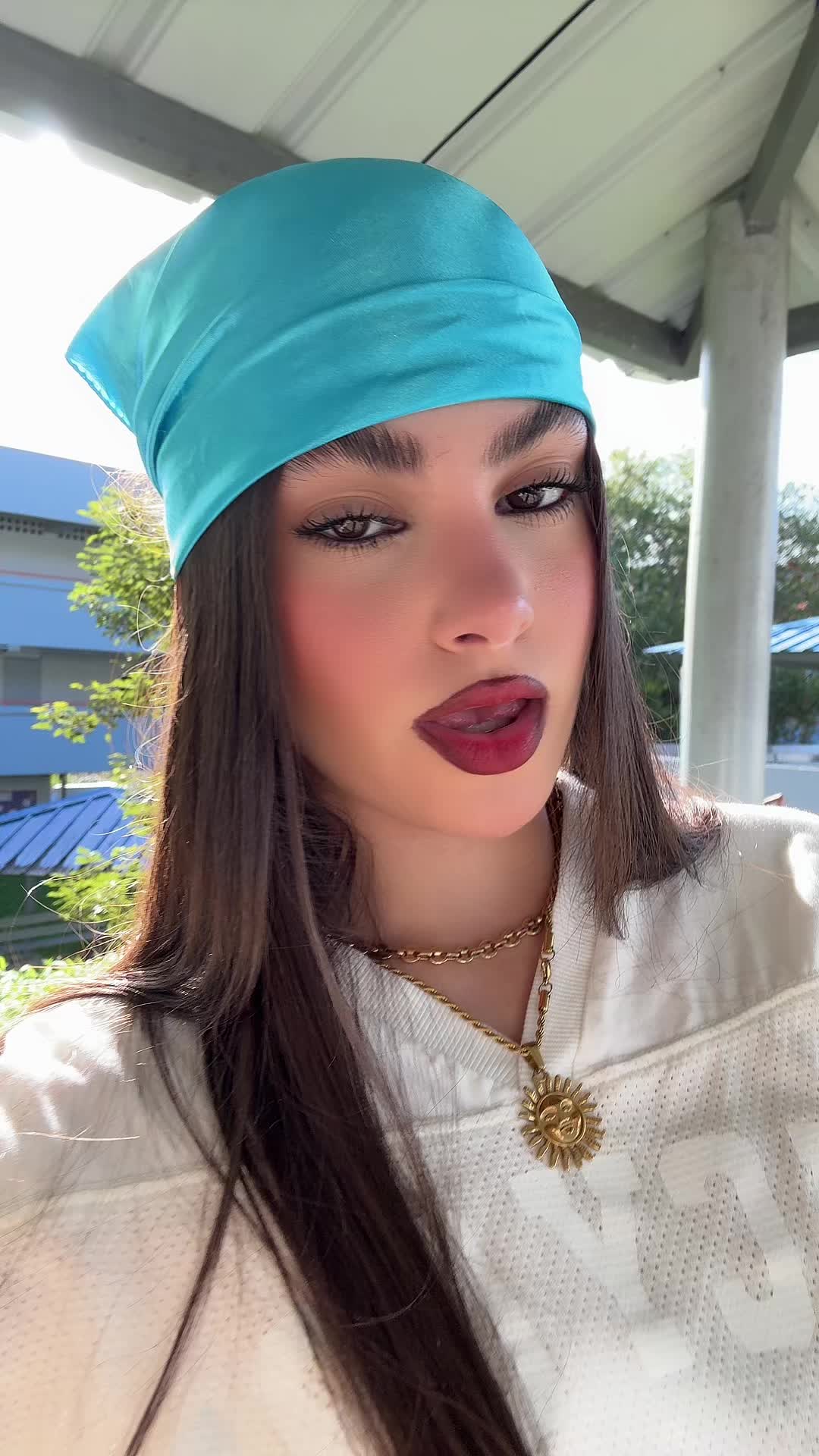 @alxnnaa._