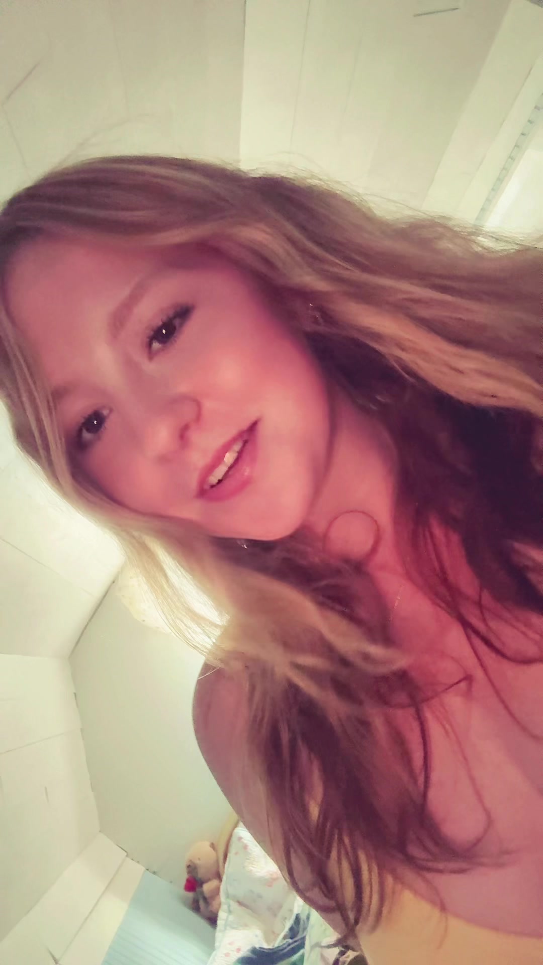 @sydneyikieferr