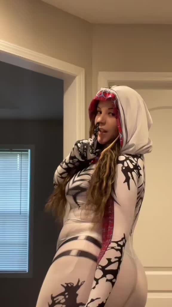 @itsninabugatti