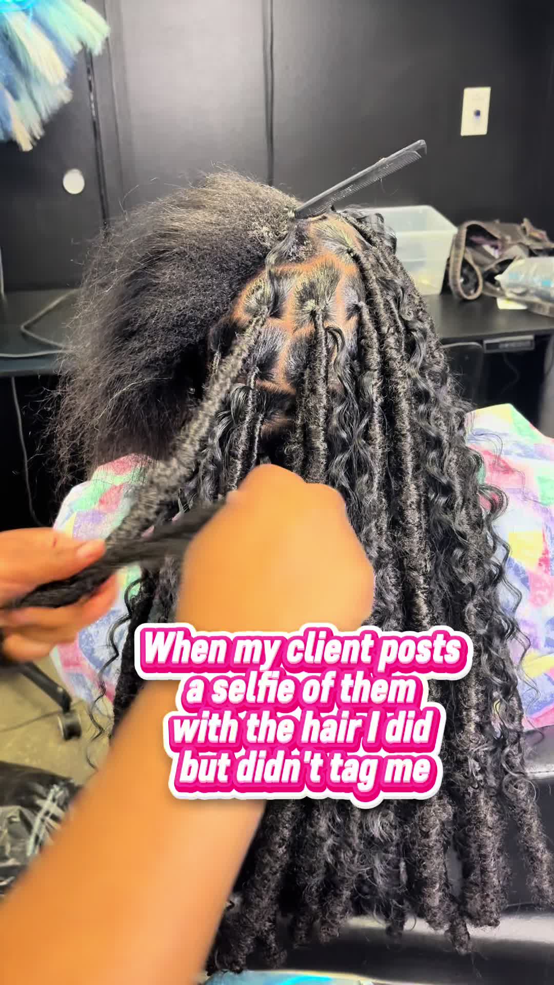 @locsbyessie