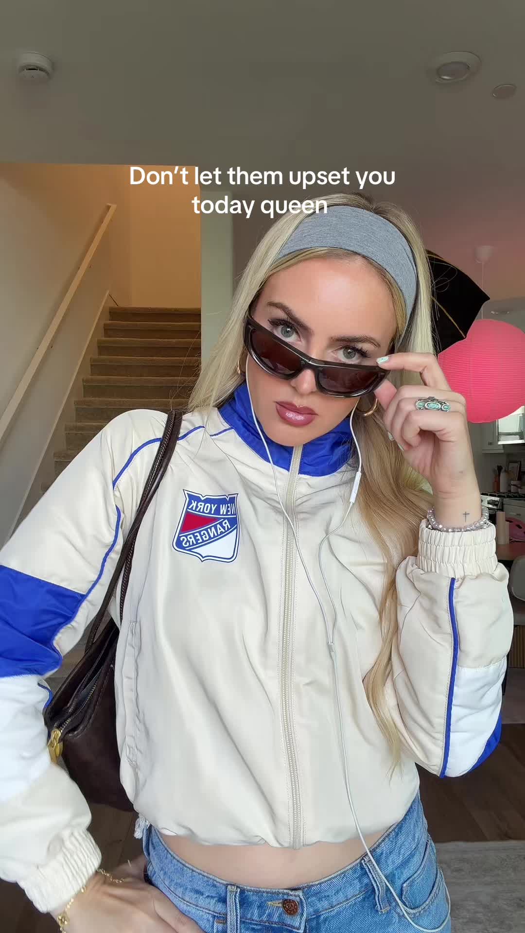 @Lena