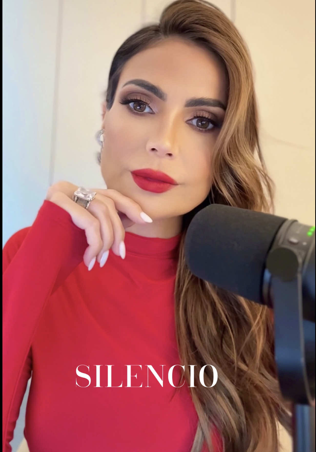 @CATERINA VALENTINO
