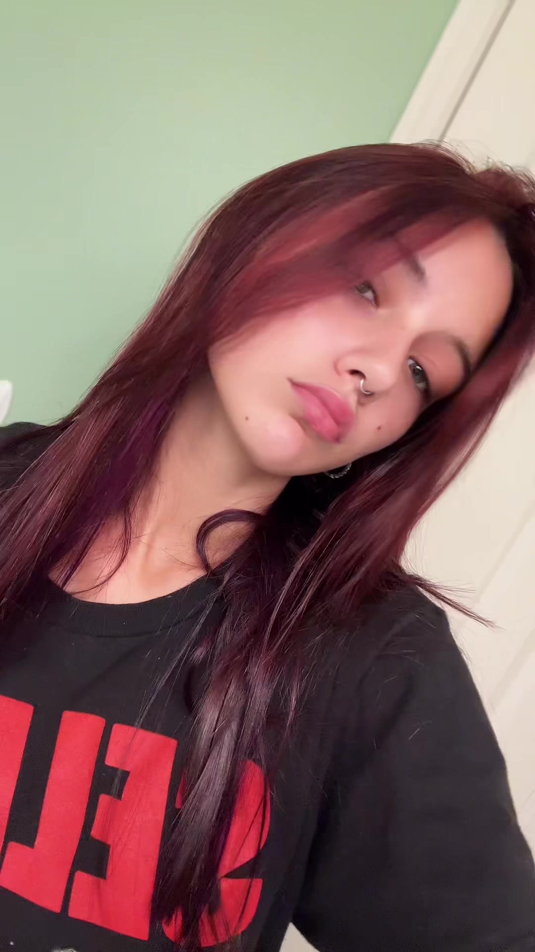 @️