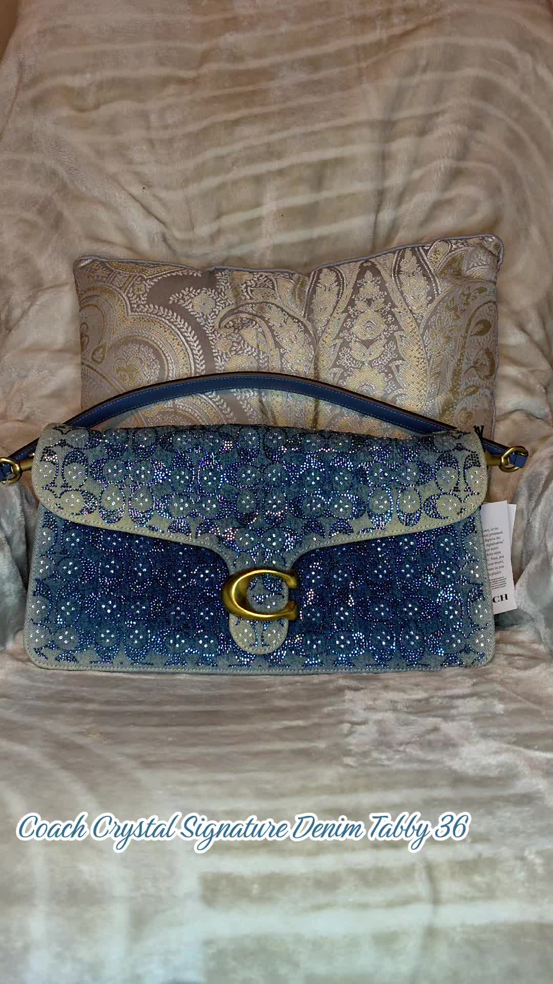 @CoolGirlCarry