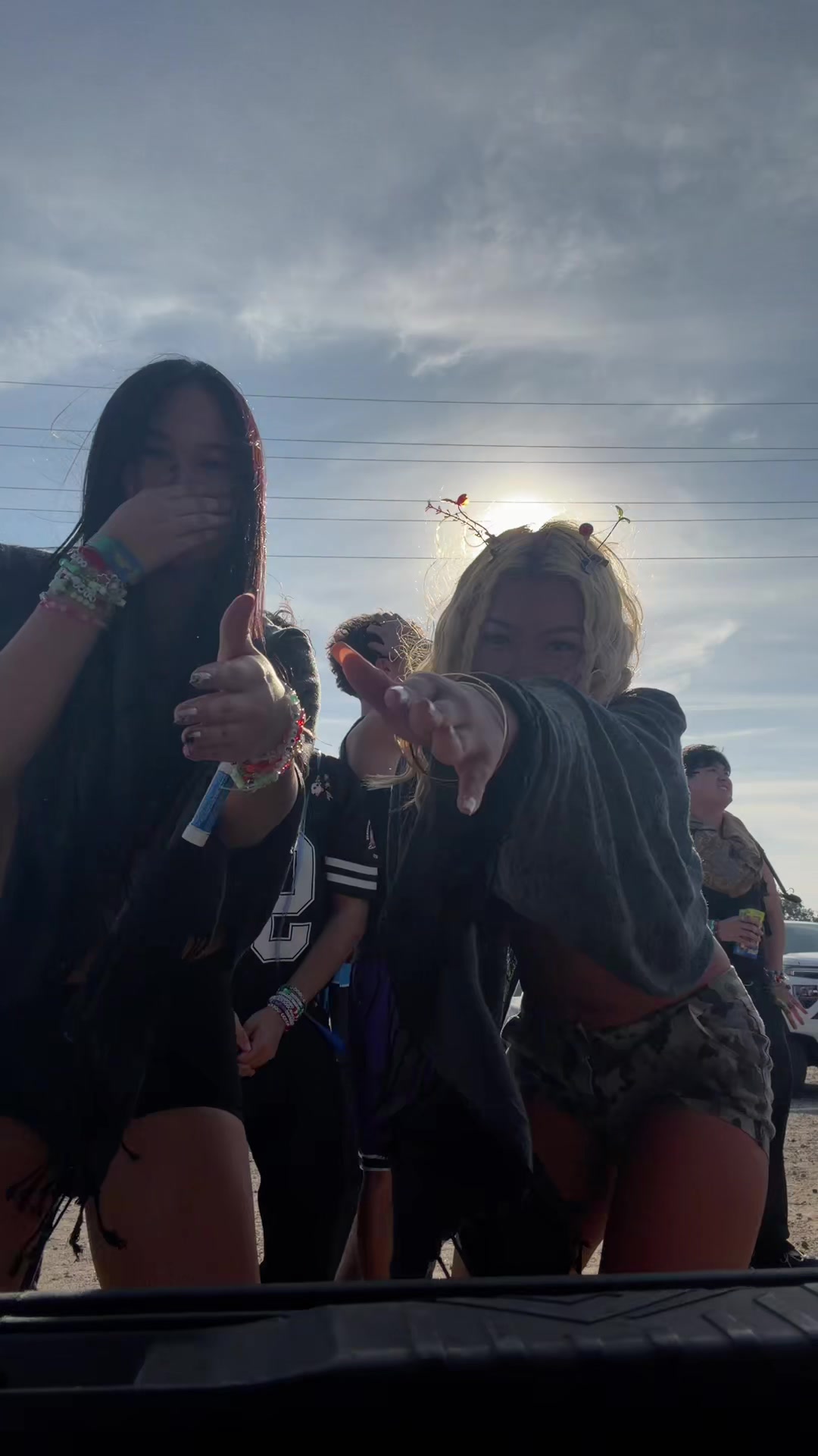 @g