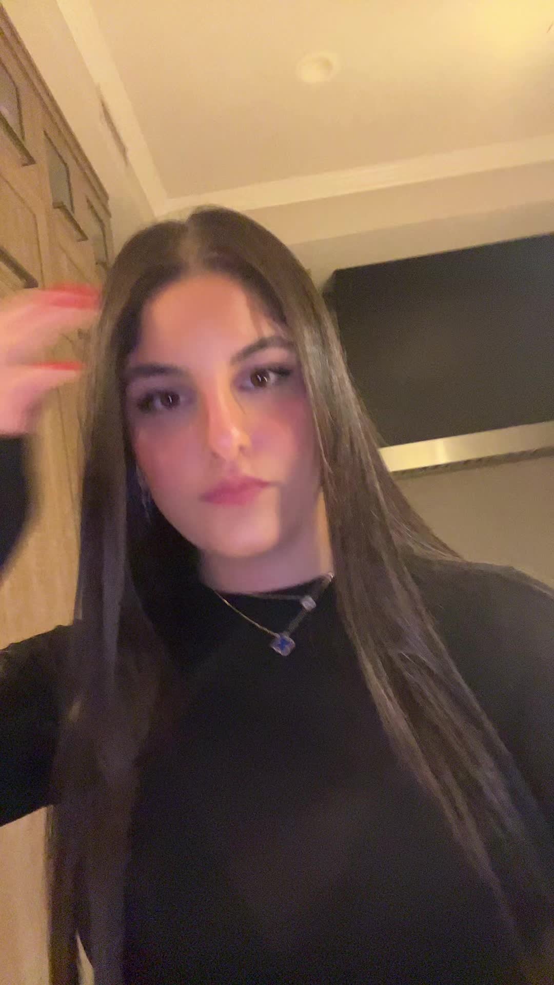 @gabbyqueenn