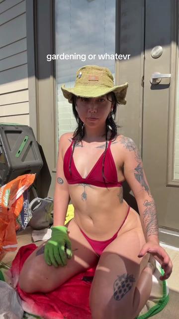 @payaxx🖤