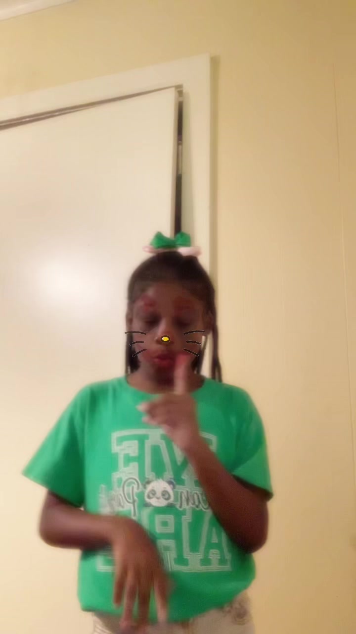 @meme.lylah.world