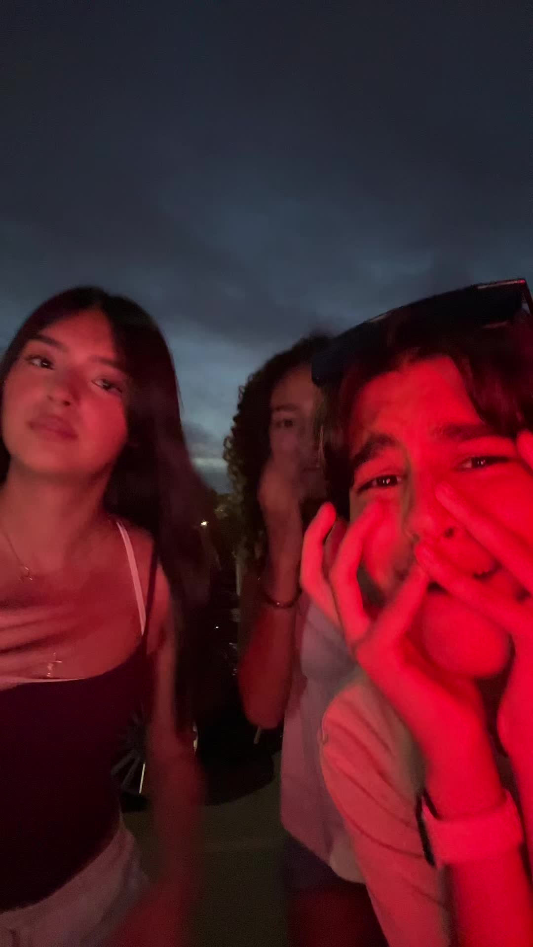 @E S H A N