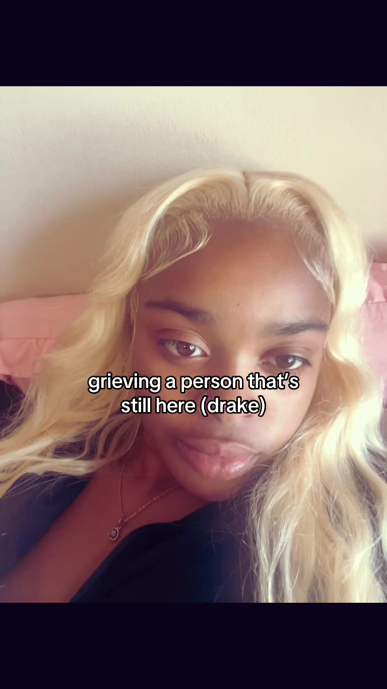@miayrr