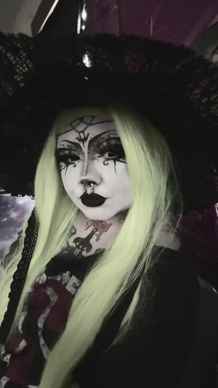 @𝒹𝒶𝓎𝓁𝒾𝓁𝓎🩵
