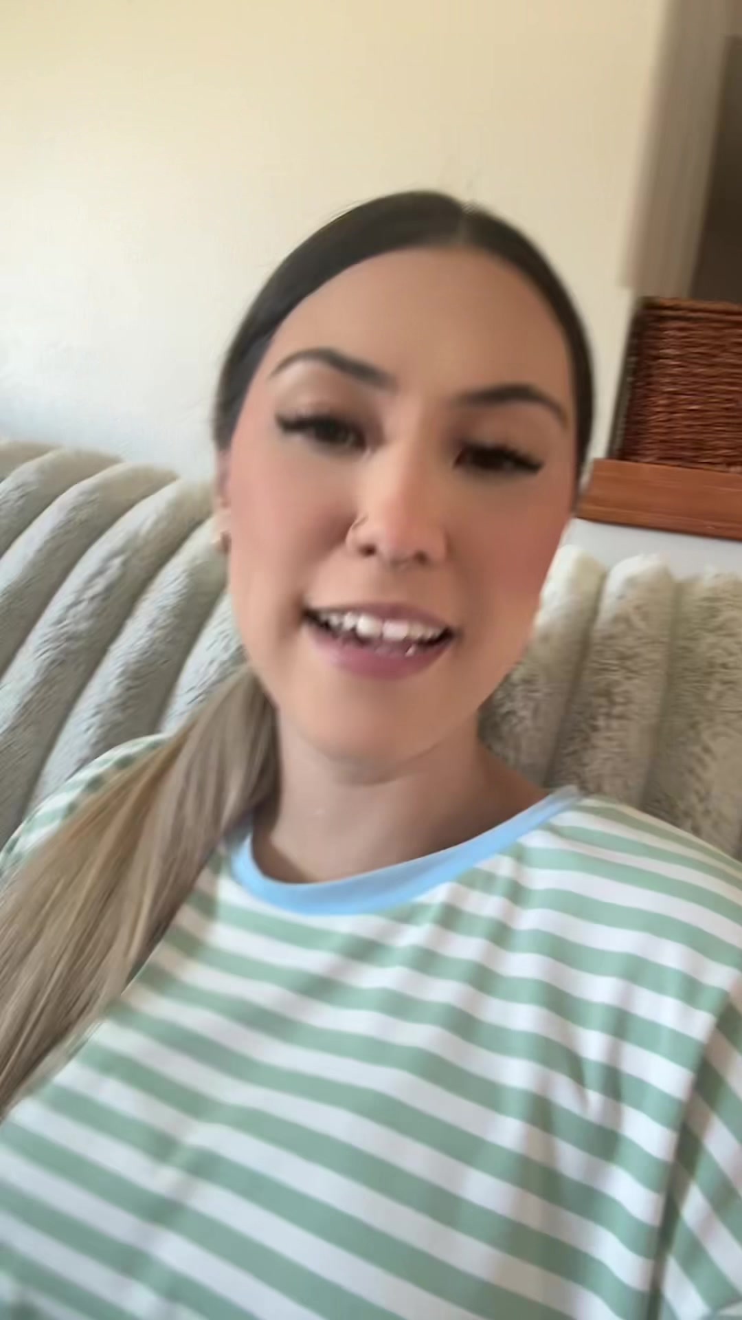 @adoseofv___