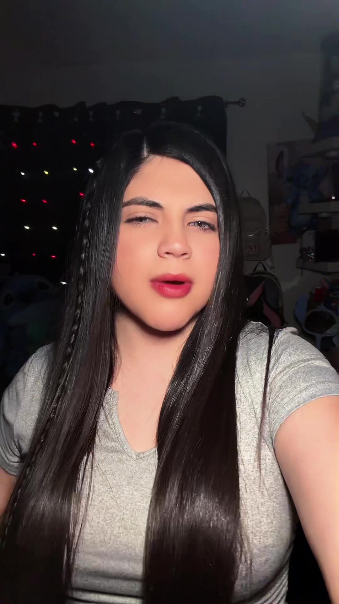 @🧢La Ni&ntilde;a de las gorras&hearts;️🐬