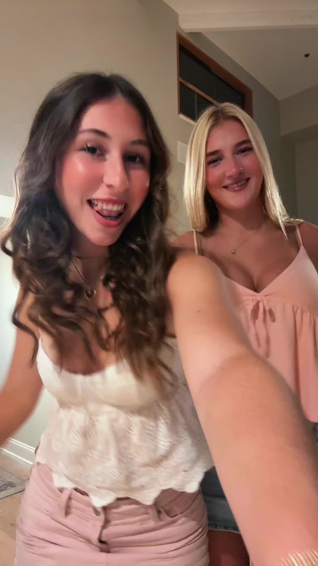 @ARI CoHen