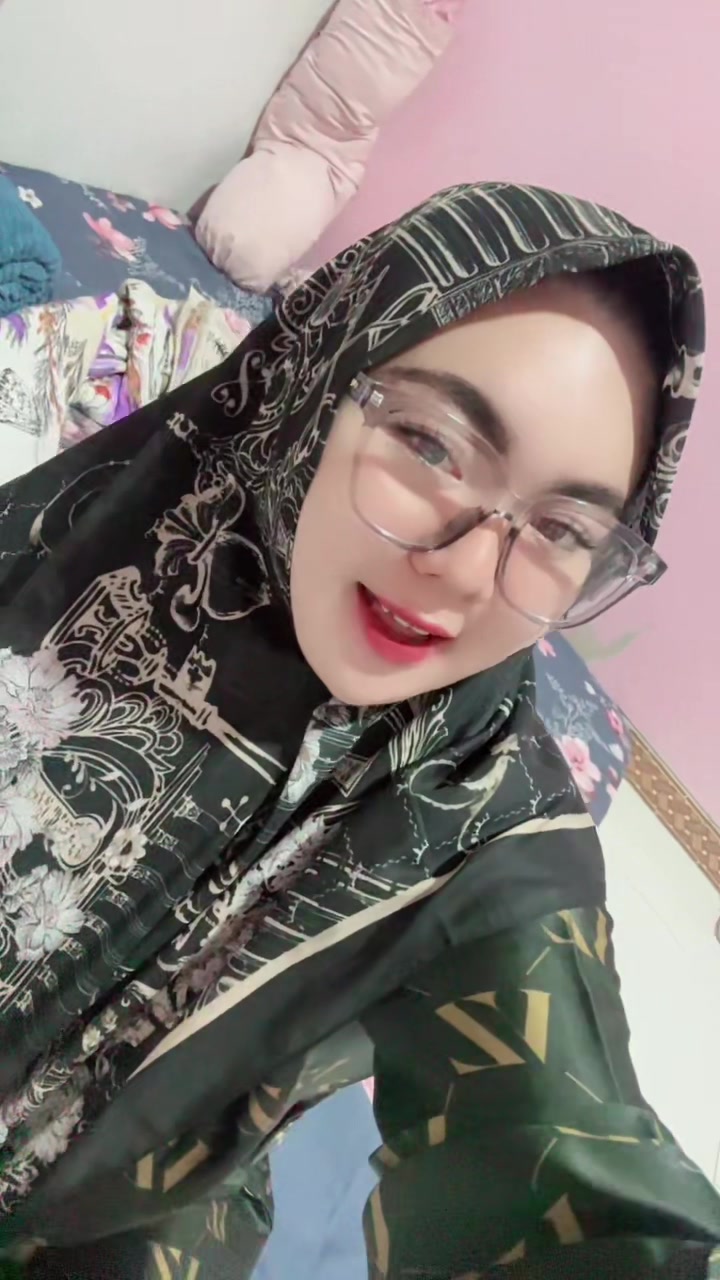 @Nisa cantik✨🦋