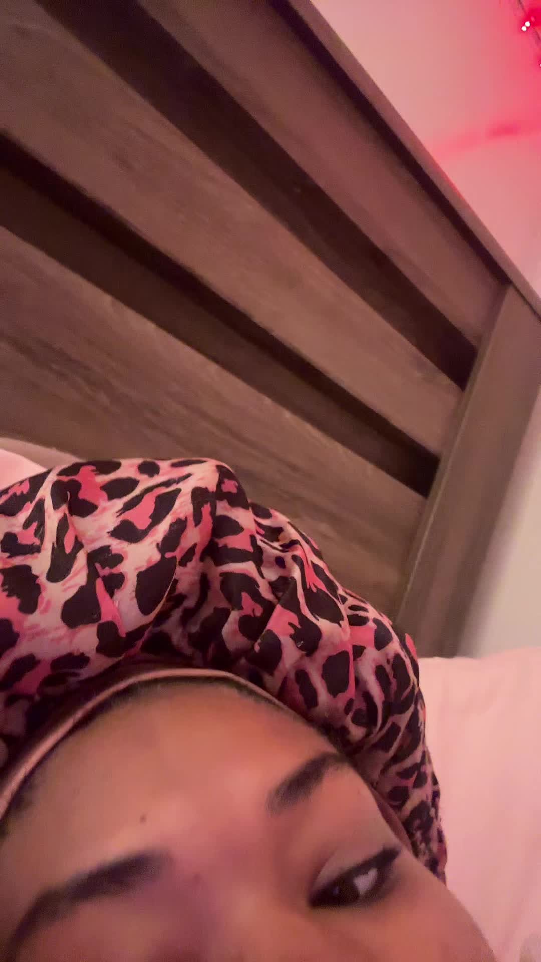 @Toriiii