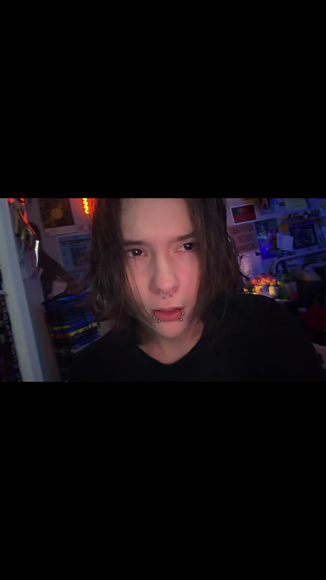 @t4tes1xx