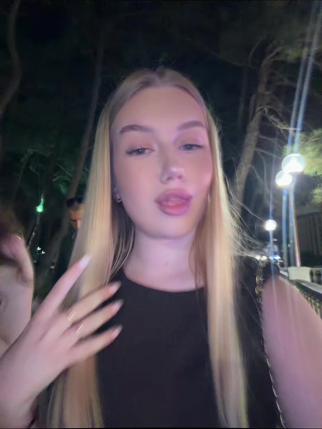 @mikova