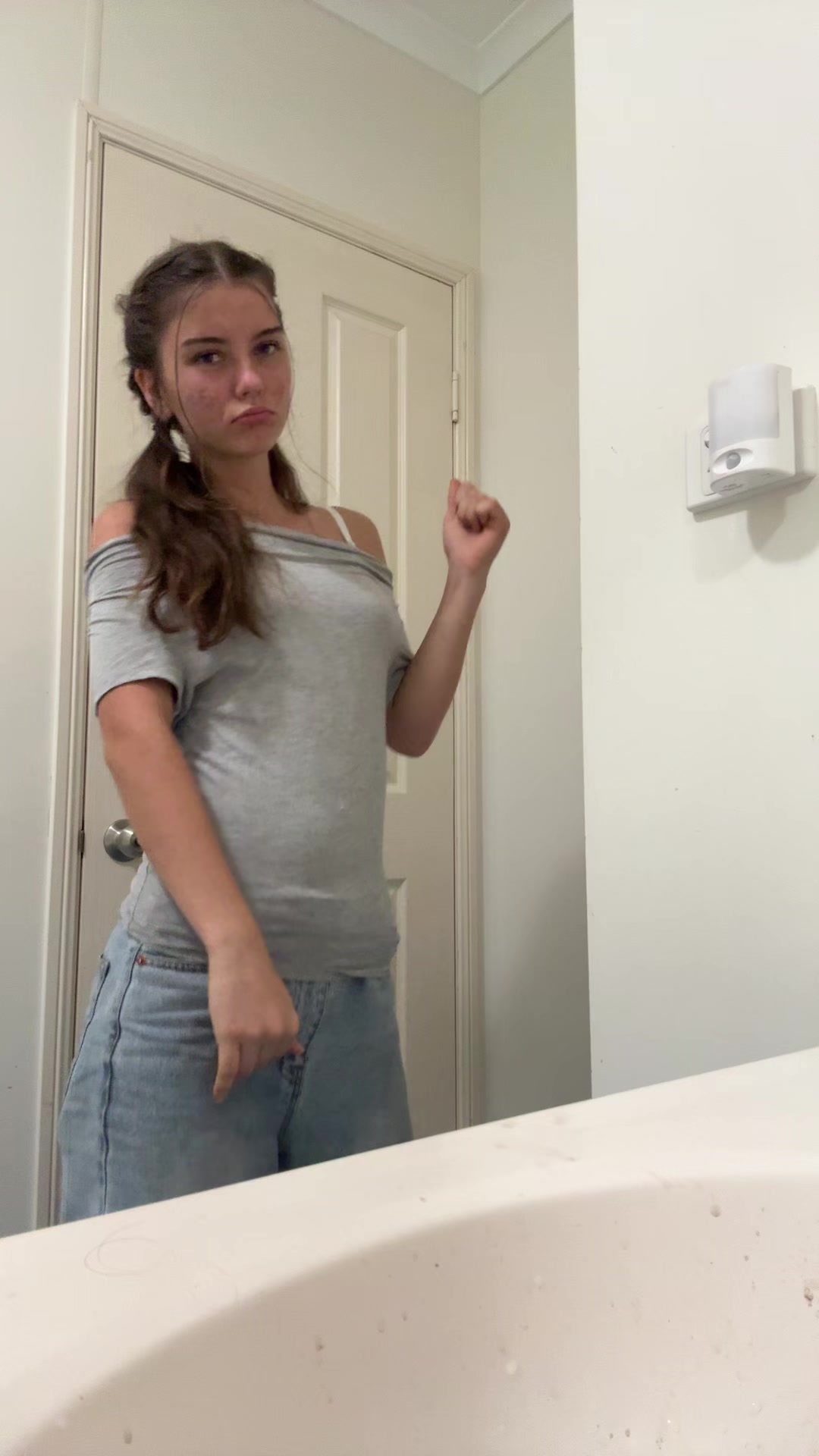 @𝔅𝔯𝔢𝔢