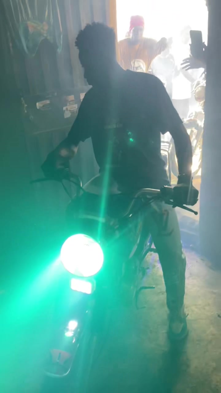 @DJ BUJE MX king of ax100