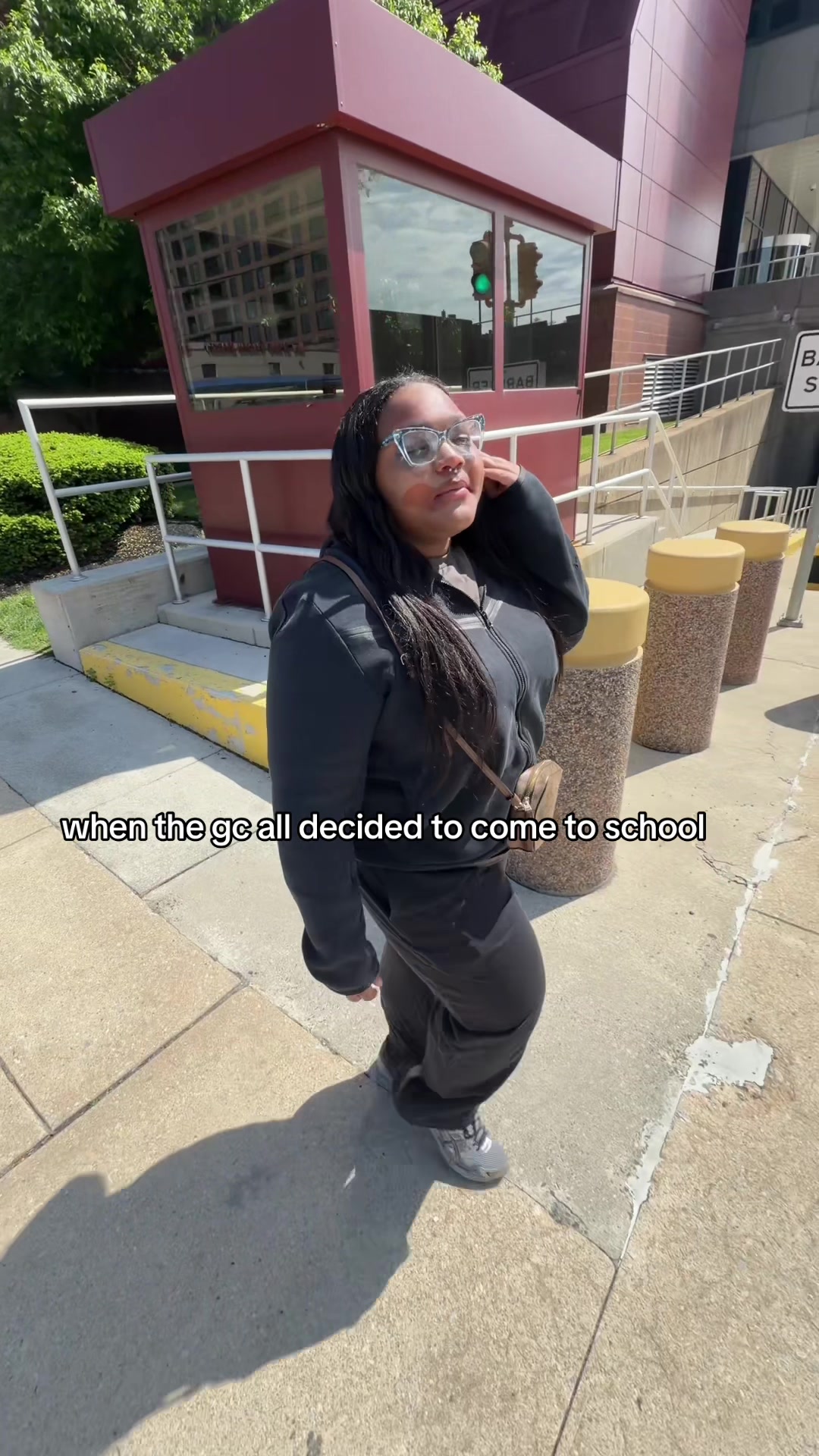 @MB🦈
