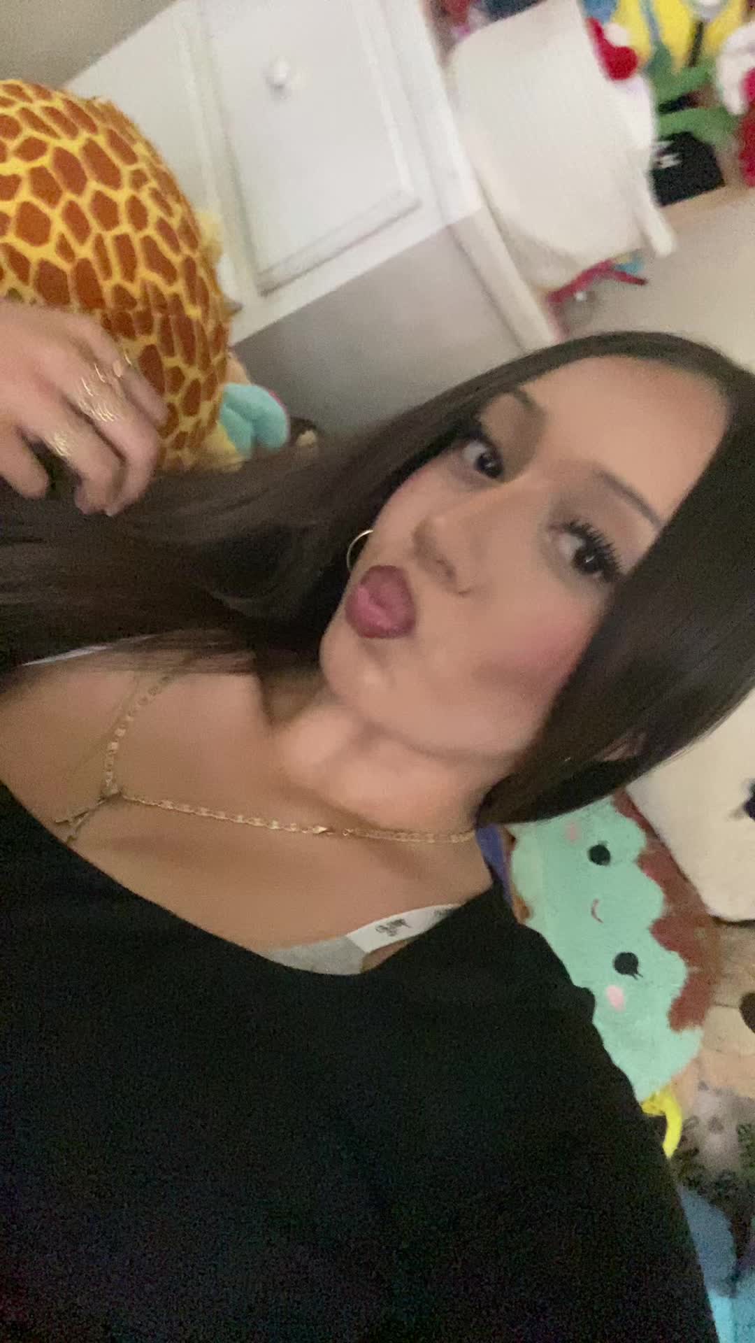 @Alyssa ๐