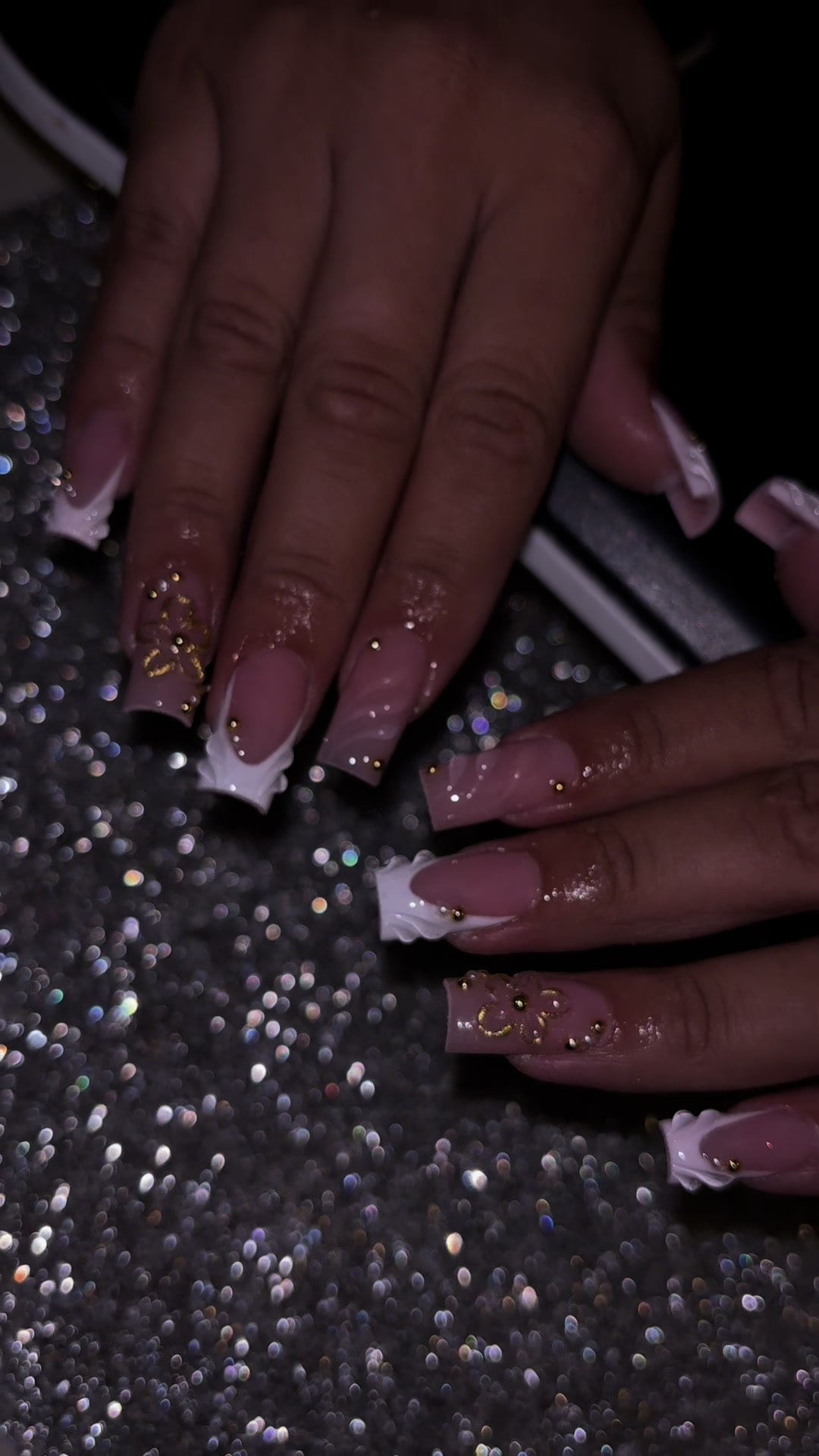 @NailzbyYessi /Nail & Toe tech