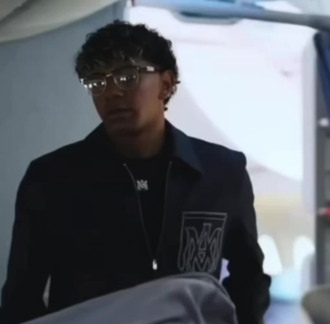 @️j3x