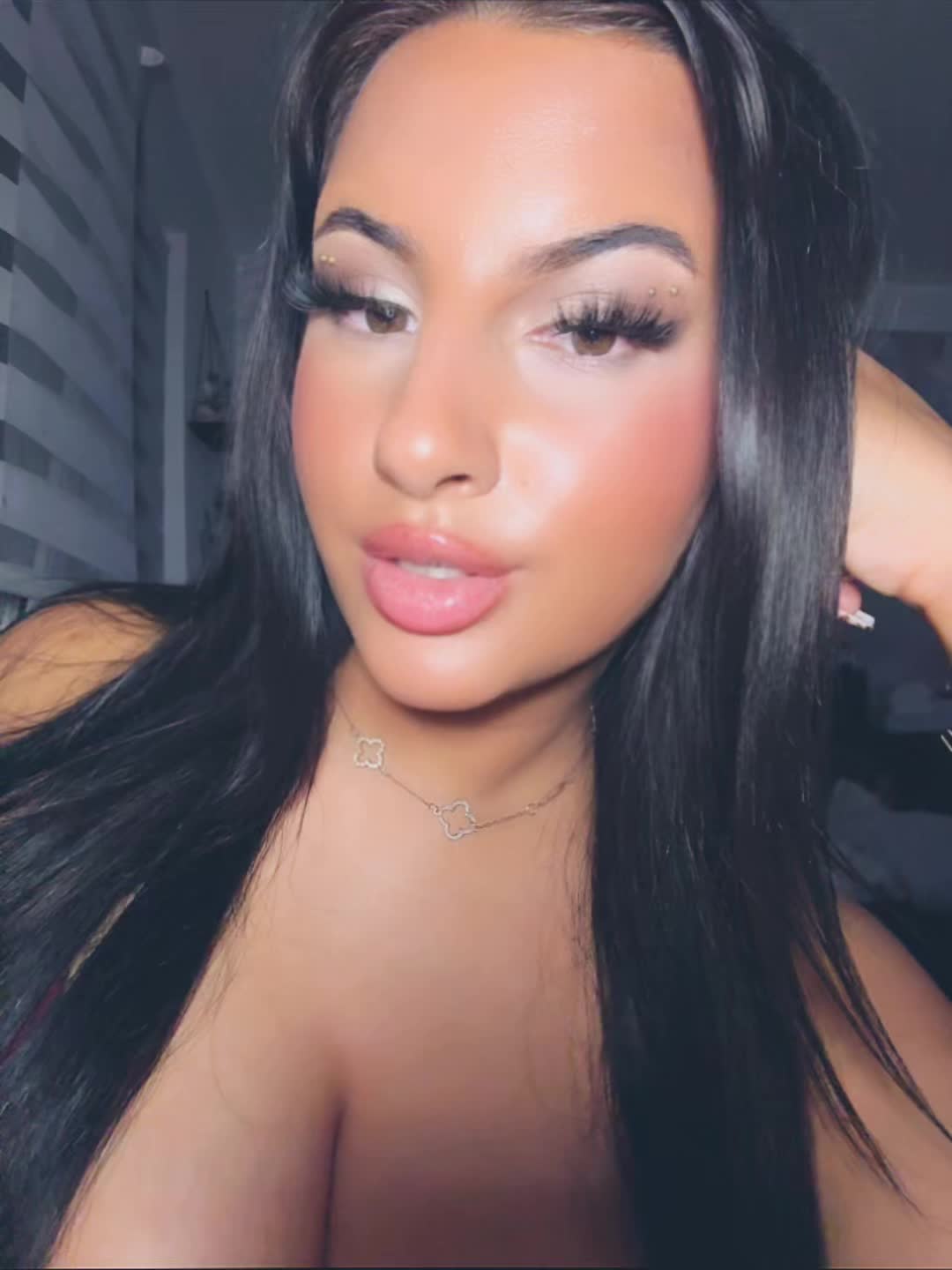 @𓃥𝙵𝚘𝚡𝚢𝚘𝚗𝚎𓃥