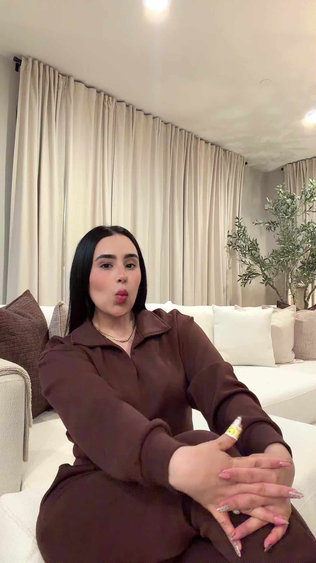 @stephaniereyex