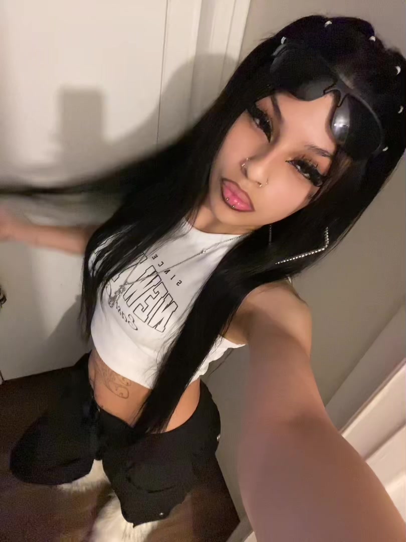 @𝕳𝕰𝕹𝕹𝕰𝕾𝕾𝖄