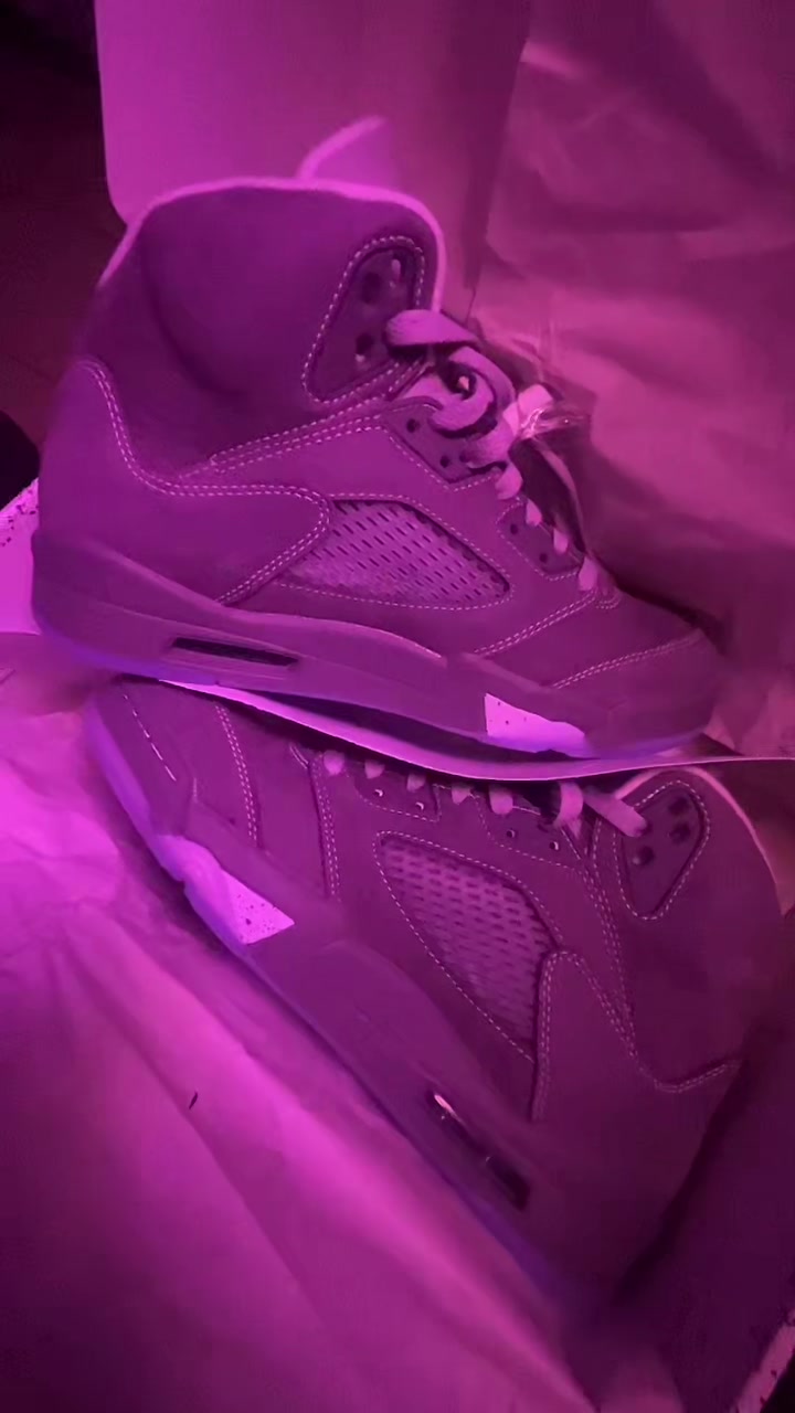 @itsninimariee