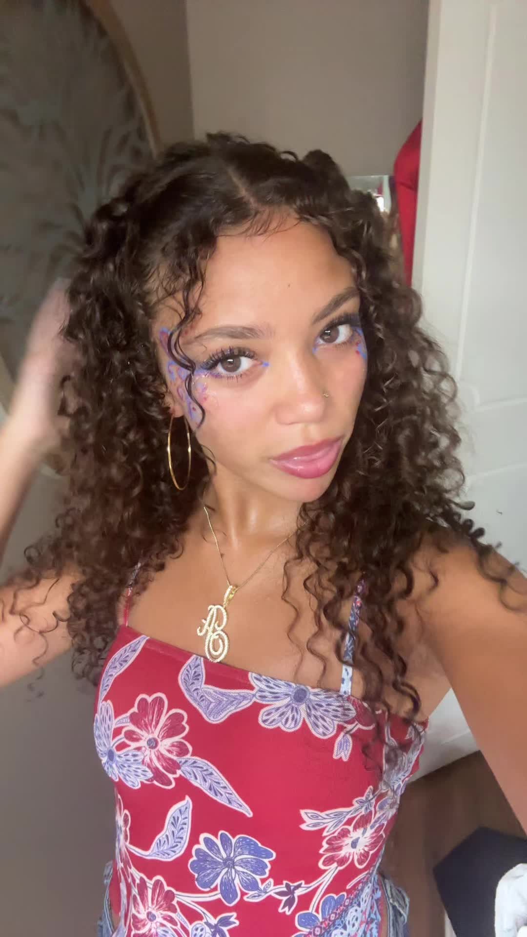 @arilynn