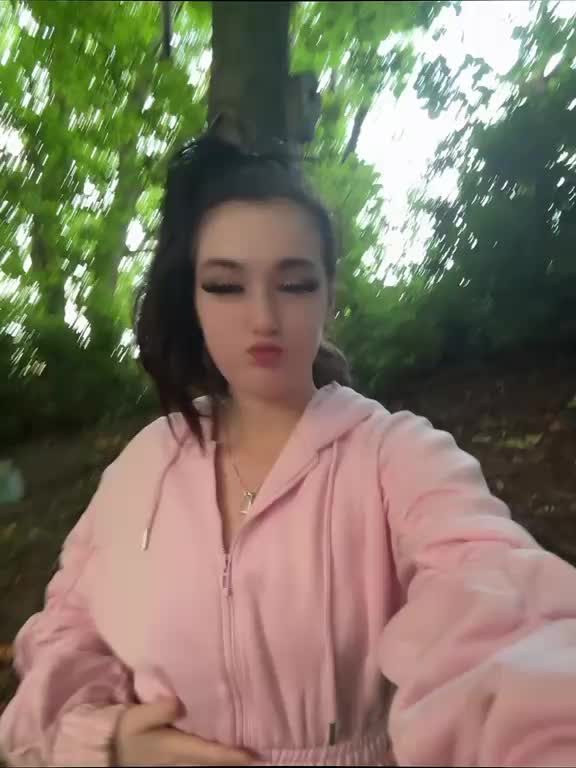 @Sophia🤫
