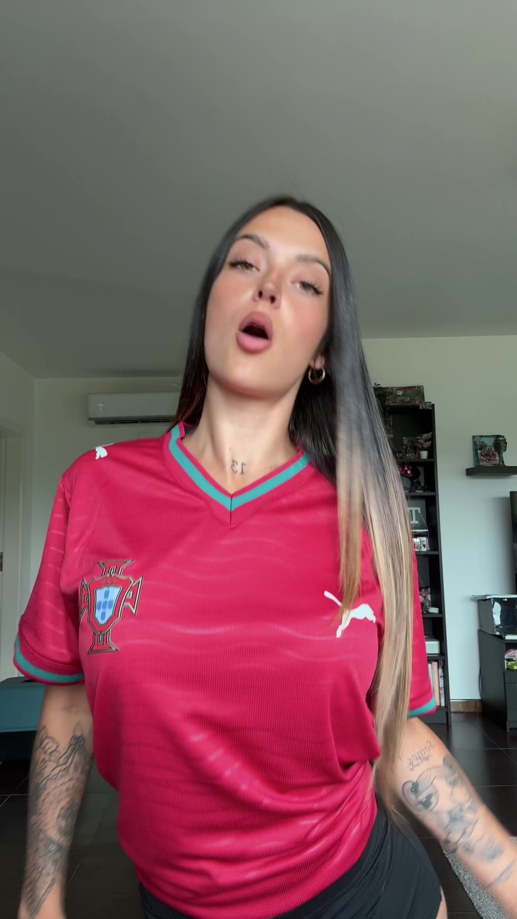 @StaisyFox69