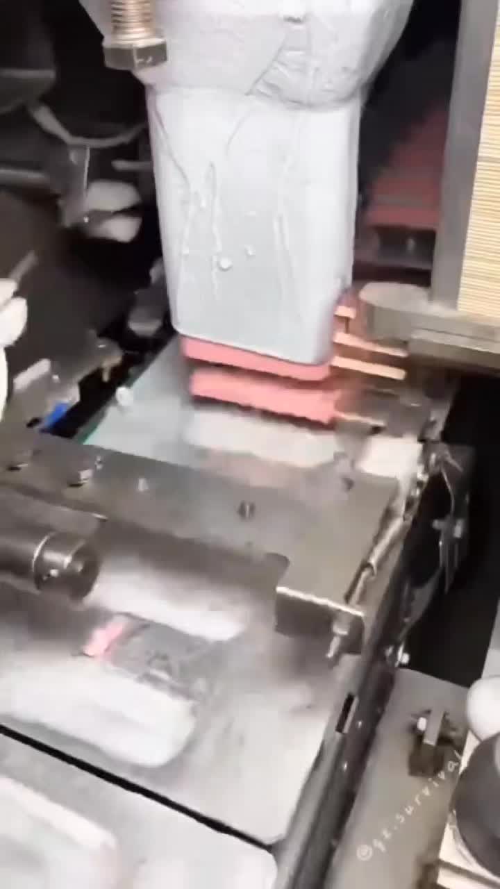 @🇺🇸 Daily Factory Work 🏭
